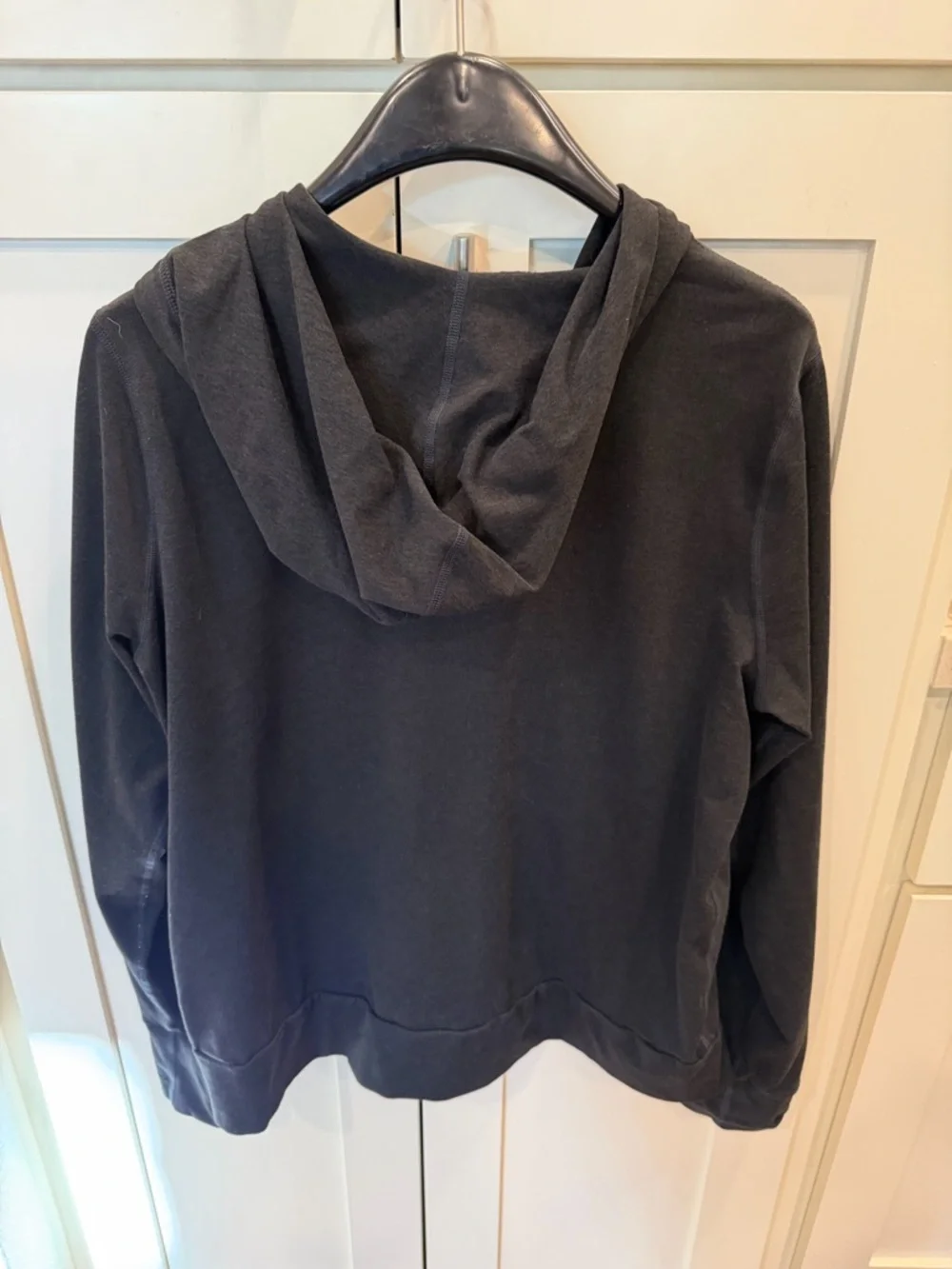 Vuori Halo Performance Hoodie - Picture 7 of 7